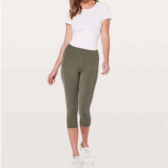 Lululemon In Movement Crop - Picture 4 of 9